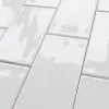 Metro Fliese weiß gewellt 7.5x15